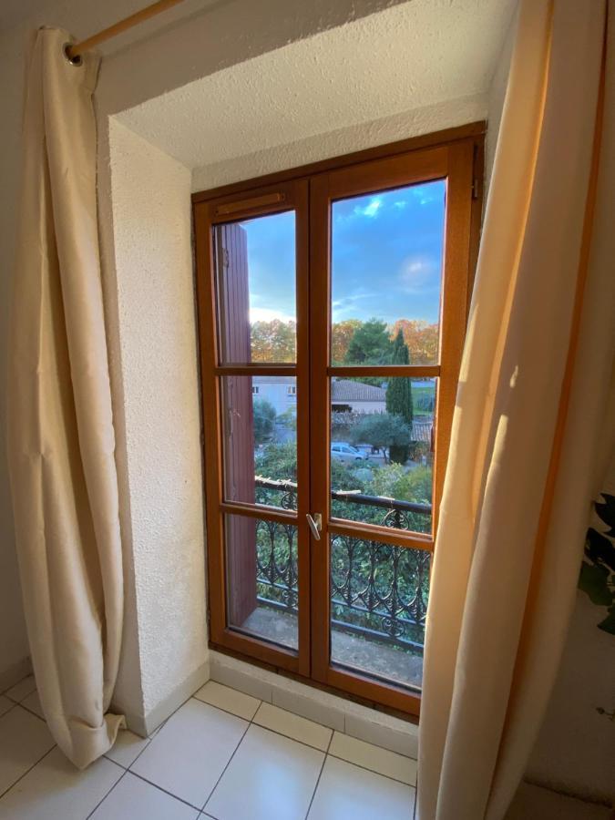 Au Pied De La Cite, T3 Au Calme Apartment Carcassonne Exterior photo