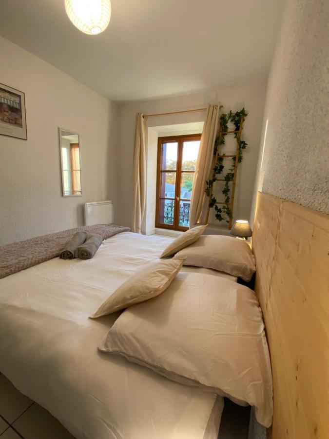 Au Pied De La Cite, T3 Au Calme Apartment Carcassonne Exterior photo
